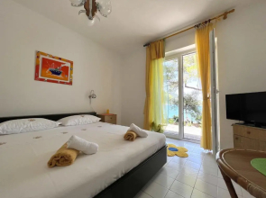 Apartments More & Ja - Superior One Bedroom Apartment With Terrace and Sea View