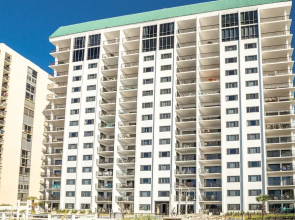 Emerald Towers 904 2 Bedroom Condo