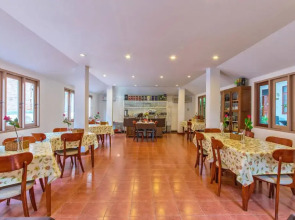 Panda Hotel（Patong Beach）