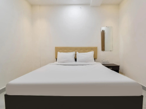 SPOT ON 78925 Hotel Maan Lodging & Boarding