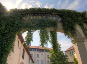 Hotel Zeiskamer Muehle
