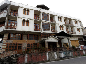 OYO 7341 Hotel Himalayan Hamlet