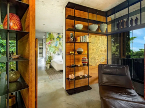 The Planchonella House - Eco Stay de Luxe