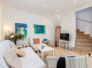 Deluxe Apartment in Premantura With a Shared Swimming Pool