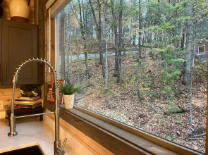Ebenezer 4 Bedroom Cabin