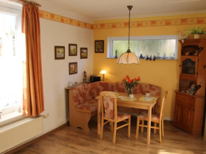 5083 - kleine Monika