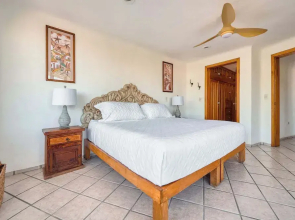 2BR Condo - Dipping Pool - Outstanding View