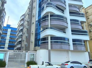 COBERTURA FRENTE MAR 2 SUITES E 1 QUARTO no Centro de Itapema