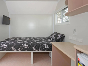AAOK Lakes Resort & Caravan Park