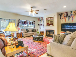 Starkville Vacation Rental ~ 2 Mi to Msu!