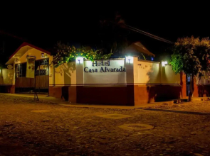 Hotel Casa Alvarada