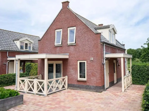 Bungalow in Zuytland With Private Fishing Jetty