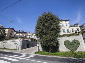 Porta Dipinta house