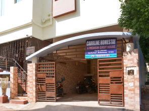 OYO Flagship 76657 CAROLINE HOMESTAY