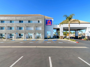Studio 6 Suites Perris, CA