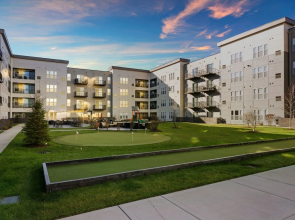 Luxurious 1BR Apt in Oakbrook