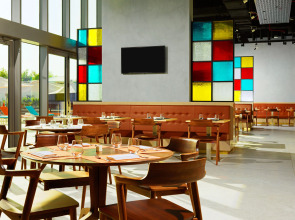 Отель Aloft Palm Jumeirah