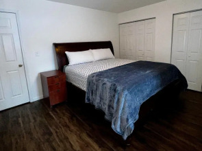 Southside 3bd 2bt apartment