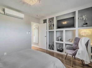 Updated Livermore Apartment w/ Private Deck!