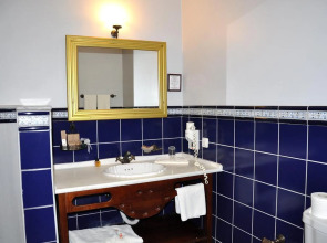 Otanti̇k Club Hotel & Spa