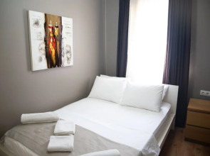 The Hera Suit Hotels