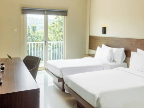 Pelangi Hotel at Artotel Pelangi Park
