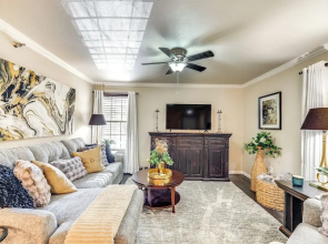 San Antonio Condo: 10 Mi to Dtwn!