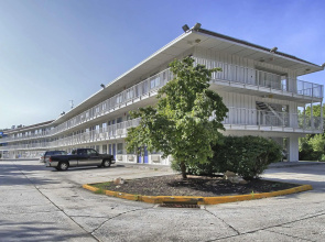 Motel 6 New Cumberland, PA - Harrisburg - Hershey South