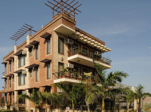 Redbrick villa
