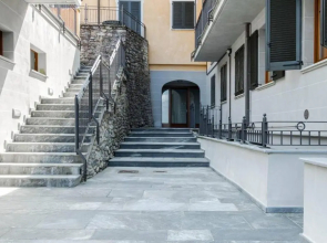 ALTIDO Flat for 4, with Astounding Lake Como View and Pool