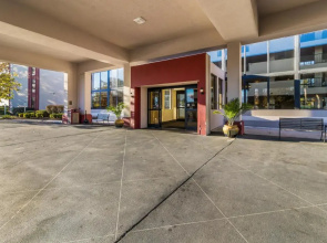 Holiday Inn Jackson-carriage House Dr