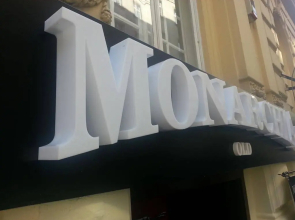 Old Monarchia Hotel