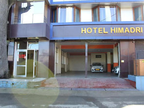 Hotel Himadri Almora
