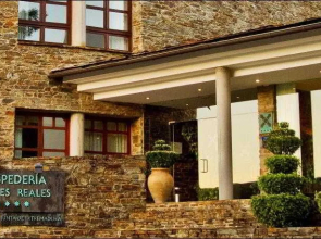 Domus Selecta Hospederia Hurdes Reales