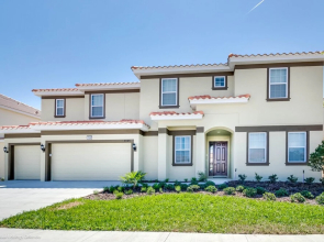 Solterra - 7008 Oakwood Street