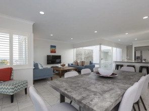 Cottesloe Beach House II