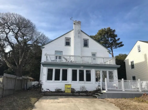 Lake Avenue 23