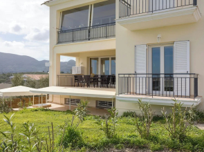 Altamira Holiday Apartment - 6 People Veranda With Views