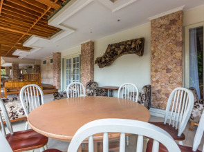 Alron Hotel Kuta Powered by Archipelago