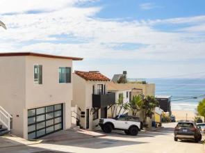 The Drift Manhattan Beach Luxury Design Steps to the Beach