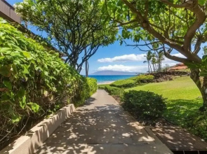 Makena Surf, #g-101 2 Bedroom Condo by RedAwning
