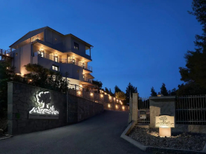 Mirabilia Boutique Hotel