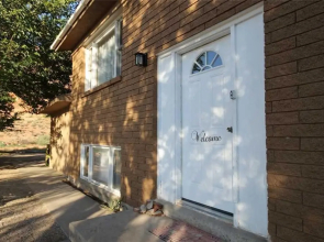 On the Rocks BnB by RedAwning