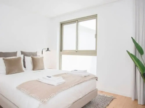 NAX Apartment E by Liiiving