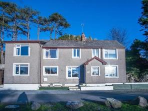 Maytree Cottage - 4 Bedroom Holiday Home - Tenby