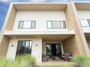 Accessible 4Bd Close to Disney @ Magic Village 7581