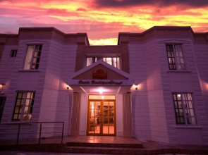 Oasis Boutique House