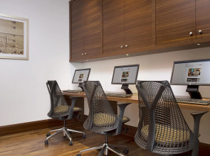 Hilton Garden Inn Dubai Al Mina Hotel