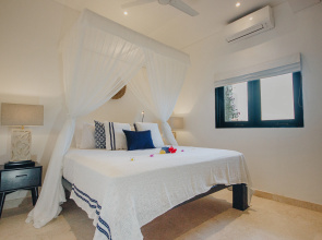 Batu Karang Lembongan Resort & Spa