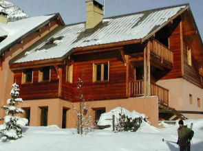 Chalet L'Eitièro hameau des Chazals Nevache Hautes Alpes